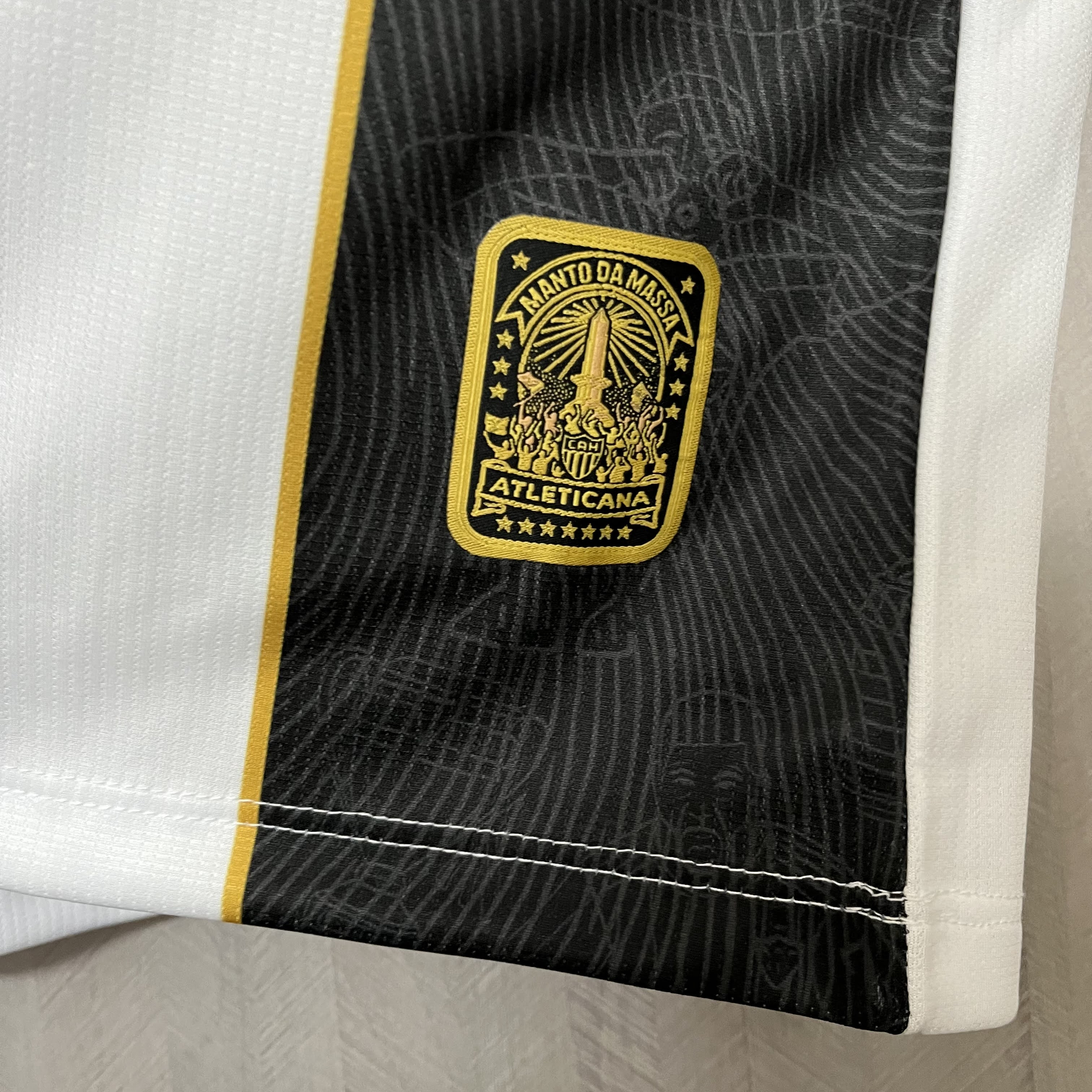 Camisa Atlético Mineiro - Manto da Massa V (2025)