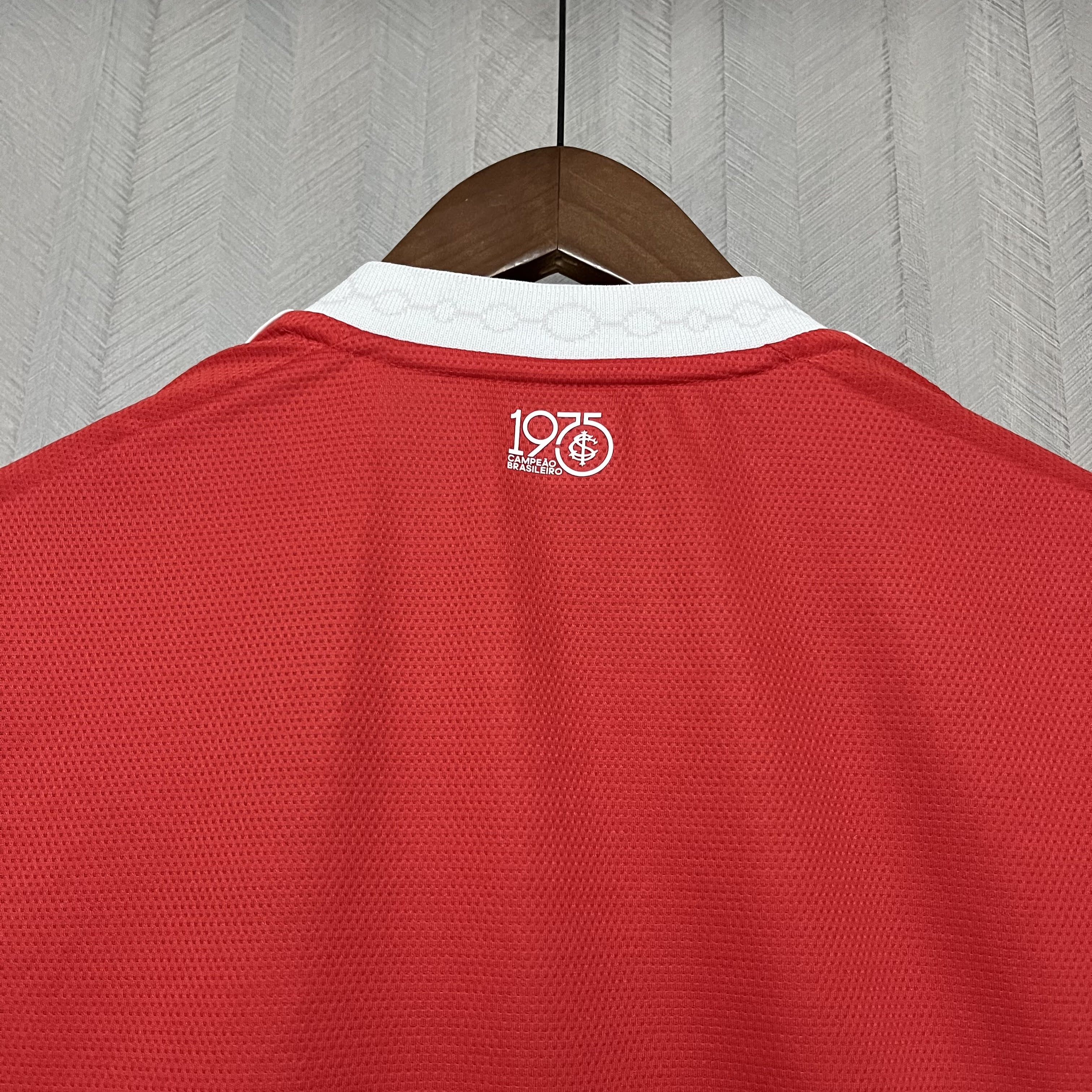 Camisa Internacional 2025/26 Torcedor - Casa