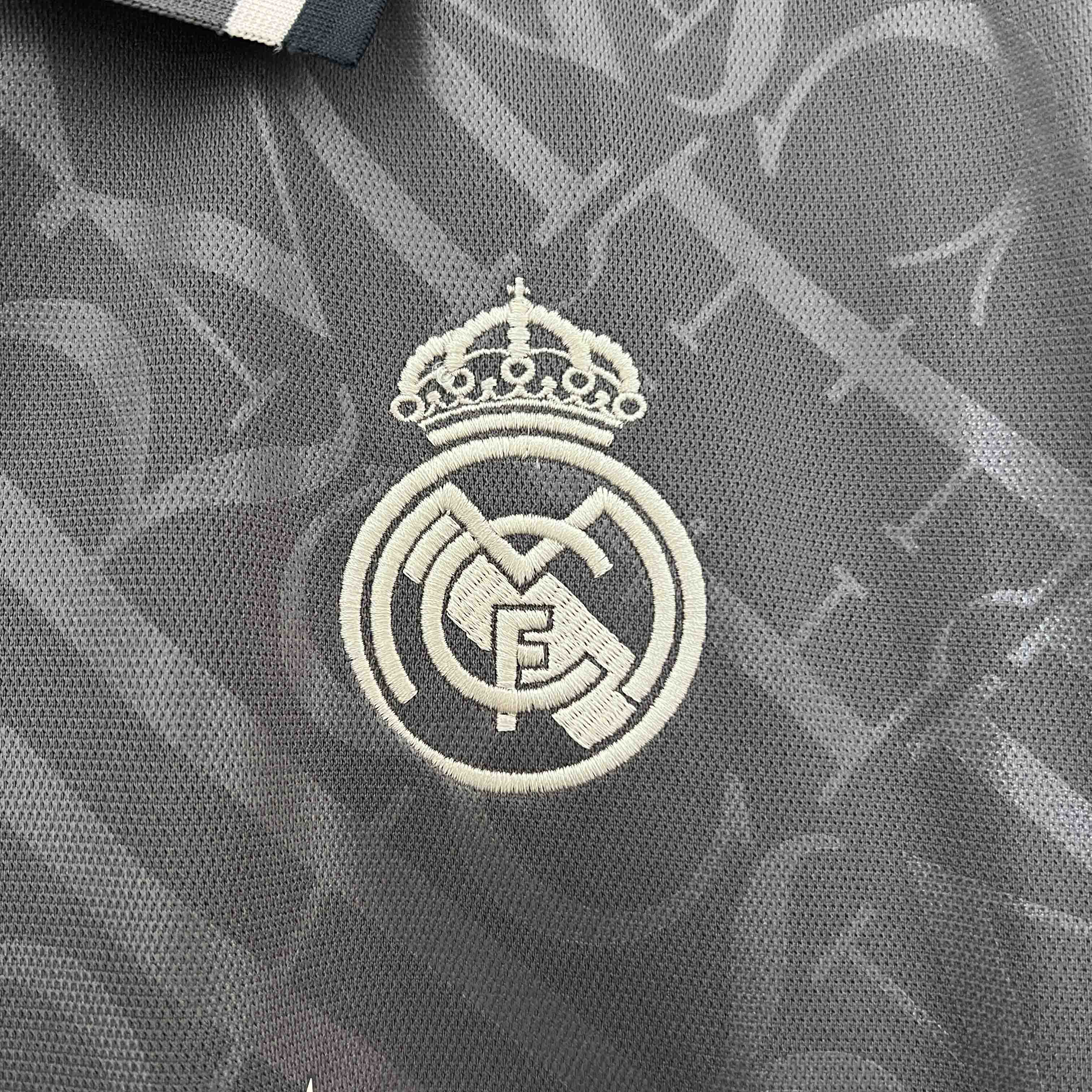 Camisa Real Madrid III 2024/25 Torcedor - ESPECIAL