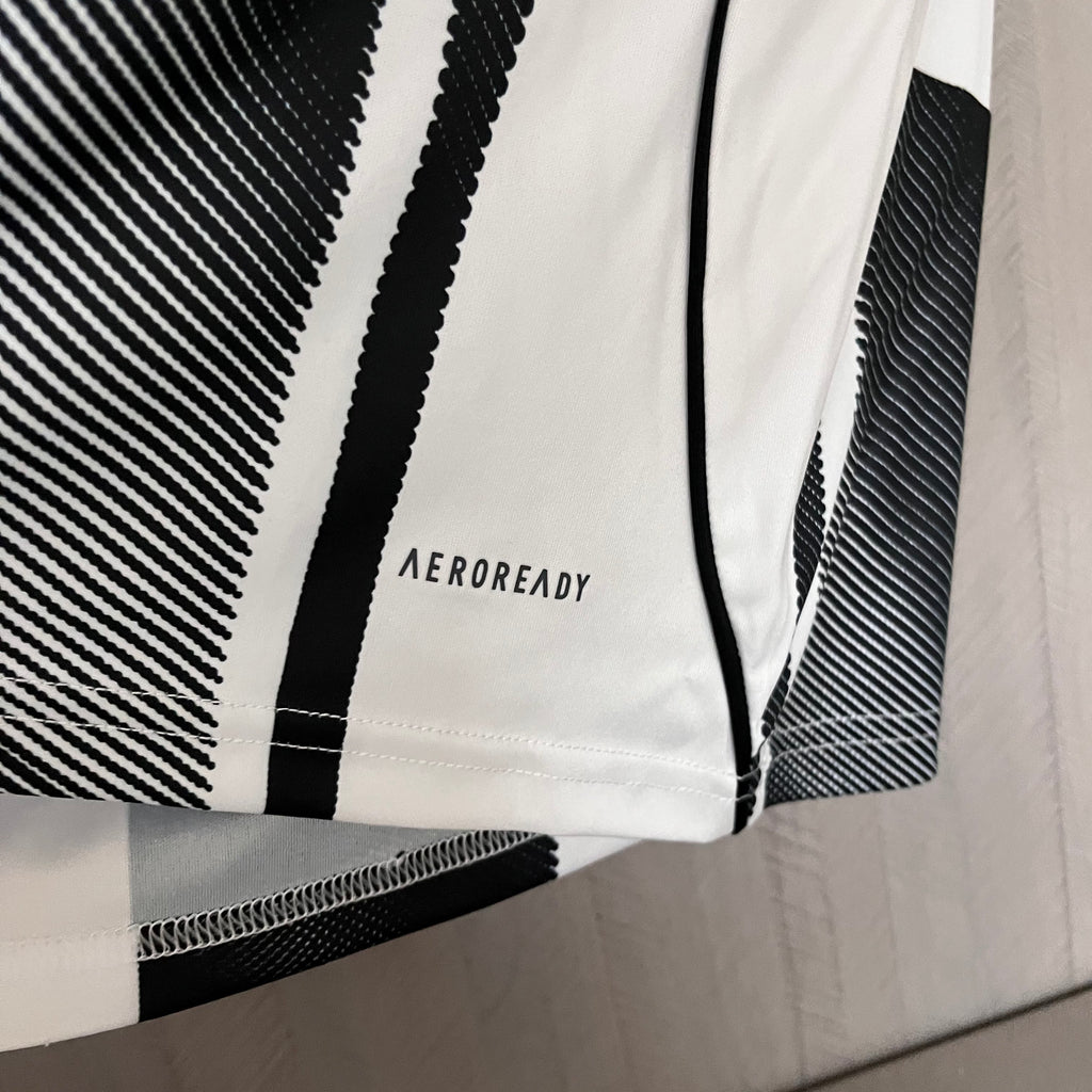 Camisa Juventus I 2025/26 Torcedor - CASA