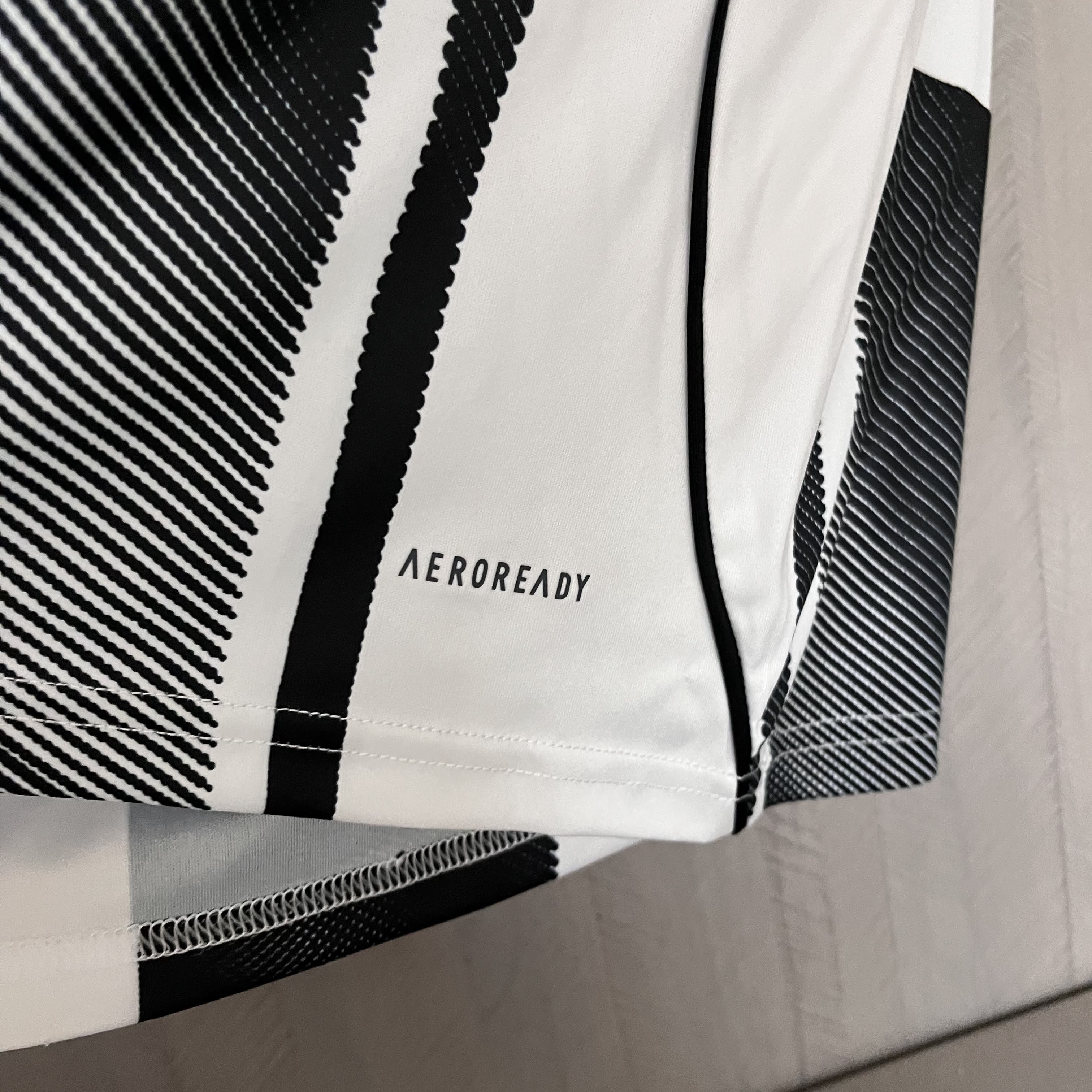 Camisa Juventus I 2025/26 Torcedor - CASA