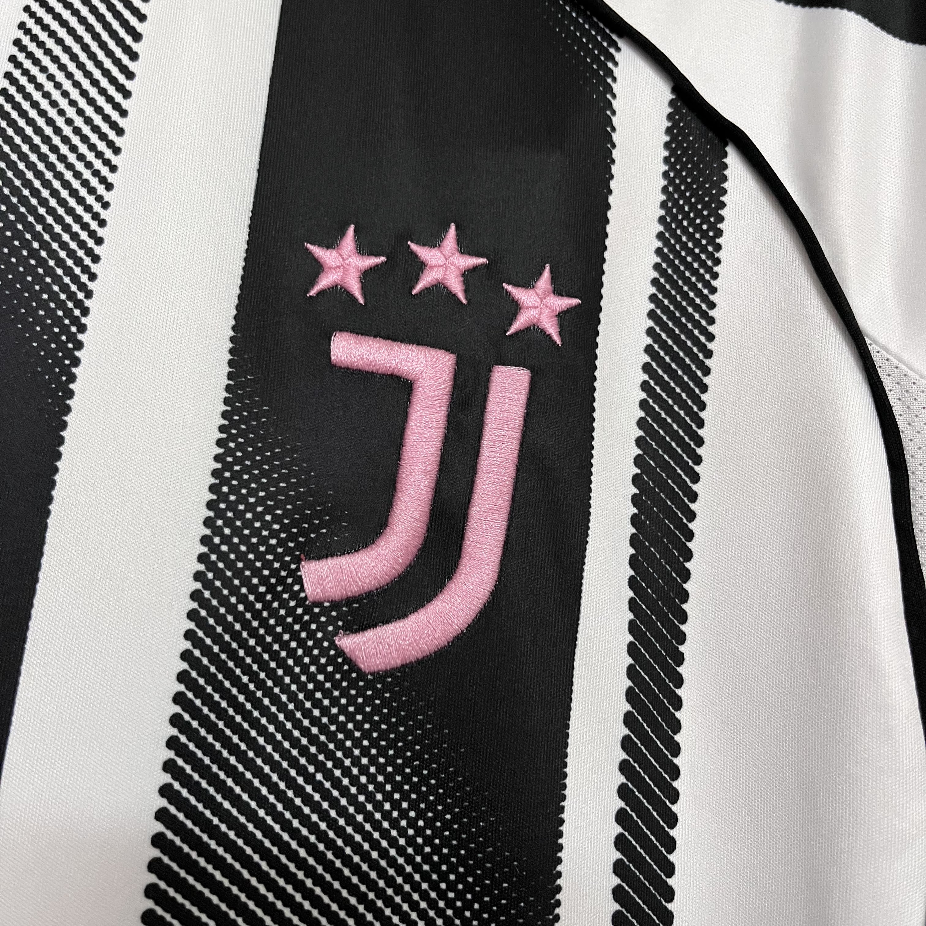 Camisa Juventus I 2025/26 Torcedor - CASA