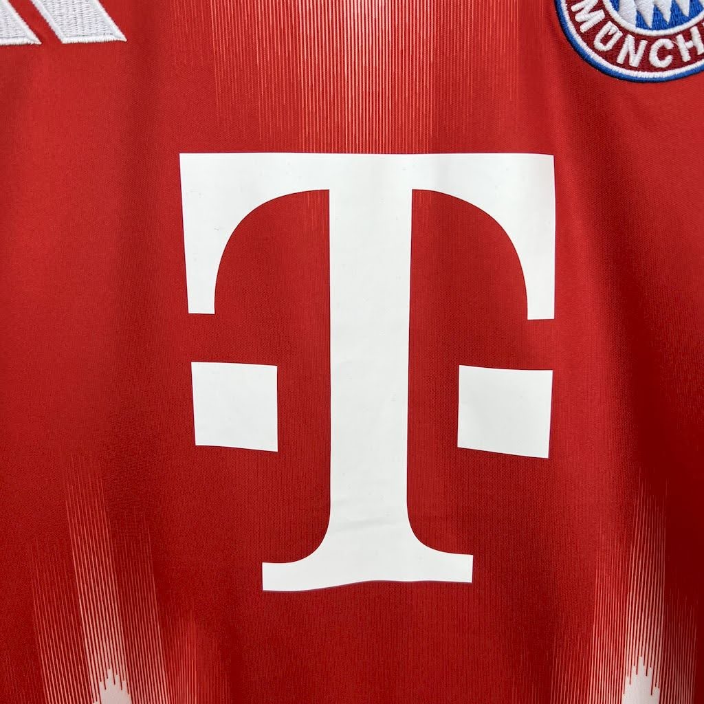 Camisa Bayern de Munique I 2025/26 Torcedor - CASA