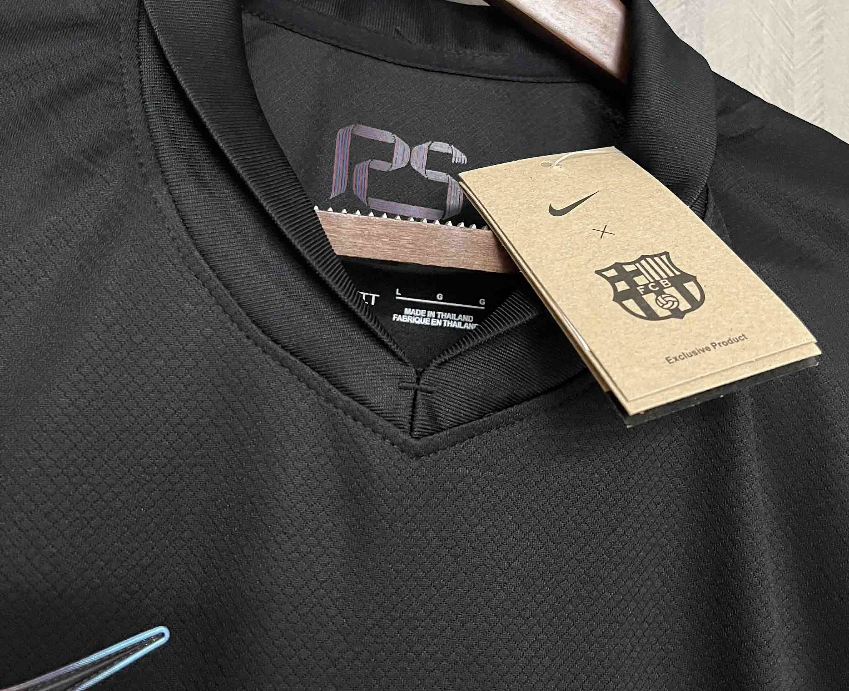 Camisa Barcelona 2025/26 Torcedor - Travis Scott